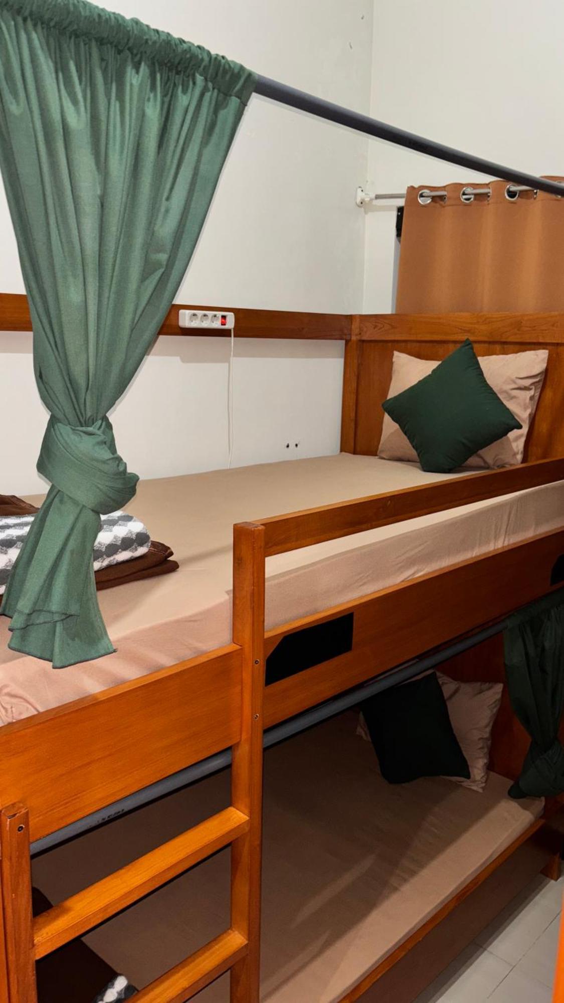 Zzz Hostel 玛琅 外观 照片